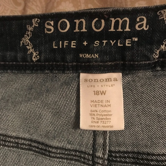 Shorts - Picture 2 of 2